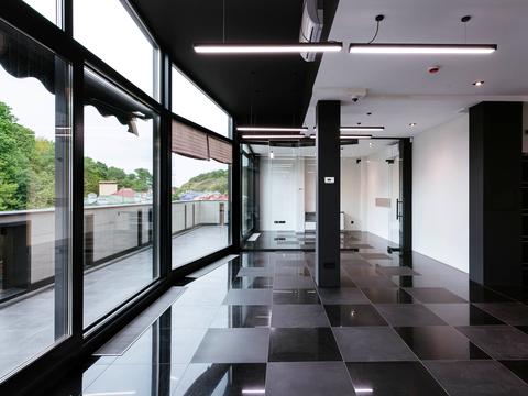 комерційна за адресою Київ, Олеся Гончара вул., 9