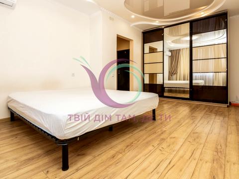 квартира по адресу Андрея Мельника ул., (Будинок 1)