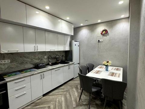 квартира за адресою Данила Апостола вул. (Дмитра Донського), 10