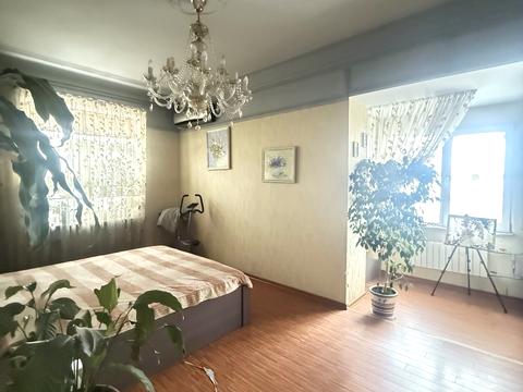 квартира за адресою Почайнинська вул., 52