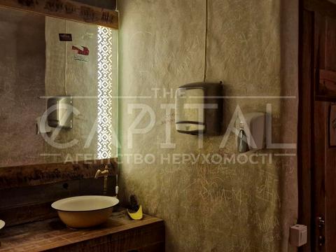 комерційна за адресою Басейна вул., 2