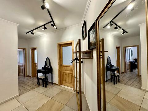 квартира за адресою Андрія Сахарова вул., 14б