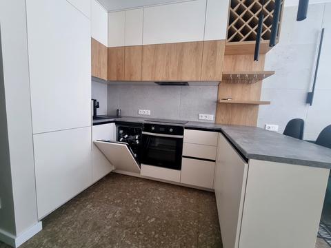 квартира по адресу Салютная ул., 2к18