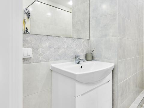 квартира за адресою Машинобудівників вул., 27