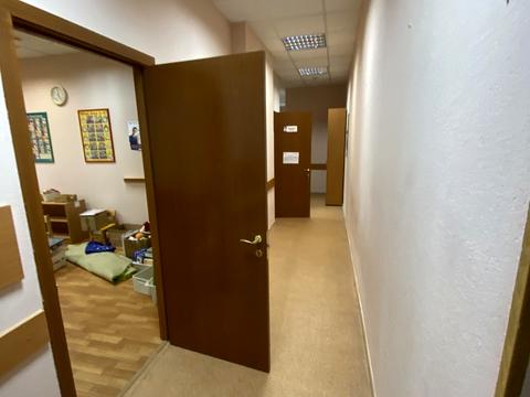 комерційна за адресою Євгена Коновальця вул. (Щорса), 32-Б