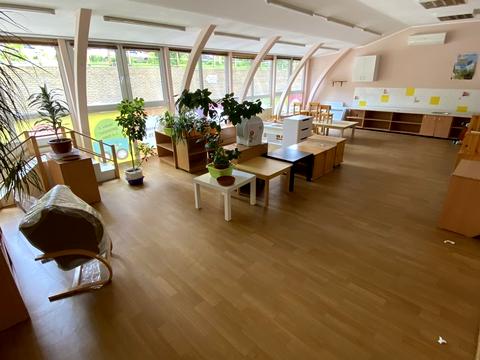 комерційна за адресою Євгена Коновальця вул. (Щорса), 32-Б