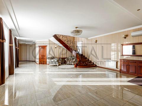 будинок за адресою с. Осещина, троянди, 3