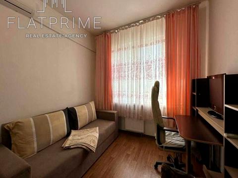 квартира за адресою Софії Русової вул., 7