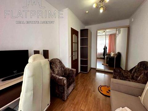 квартира за адресою Софії Русової вул., 7