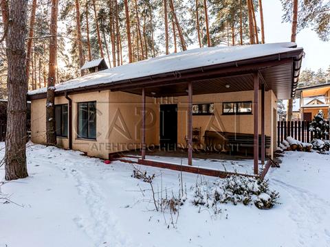 будинок за адресою с. Лебедівка, Набережна вул., 5