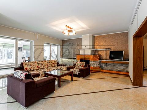 будинок за адресою с. Лебедівка, Набережна вул., 5