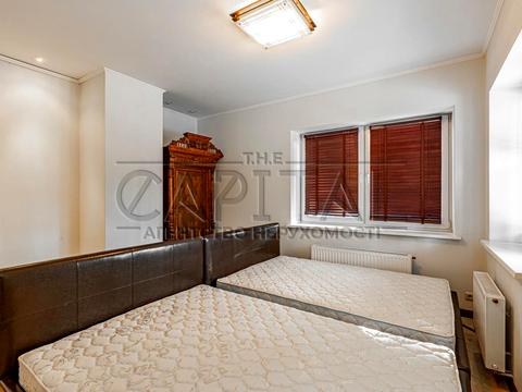 будинок за адресою с. Лебедівка, Набережна вул., 5