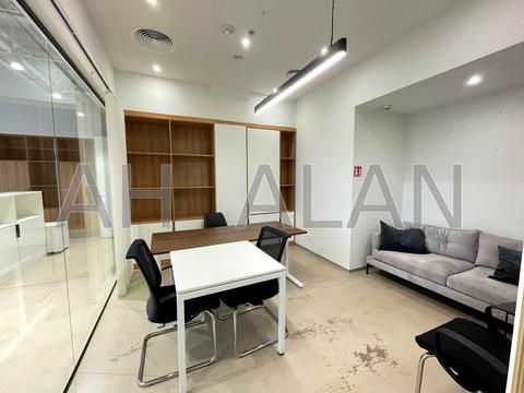 комерційна за адресою Басейна вул., 2