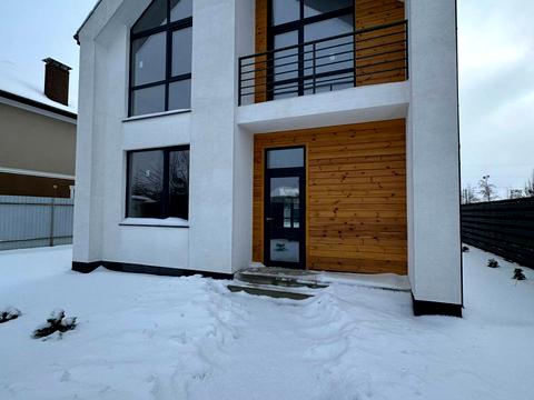 будинок за адресою Центральна вул.