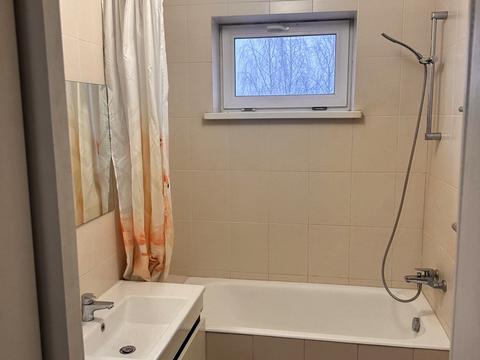 квартира за адресою Кленова вул., 2-Б/3