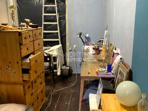 квартира за адресою Куликівський узвіз (Революції), 14