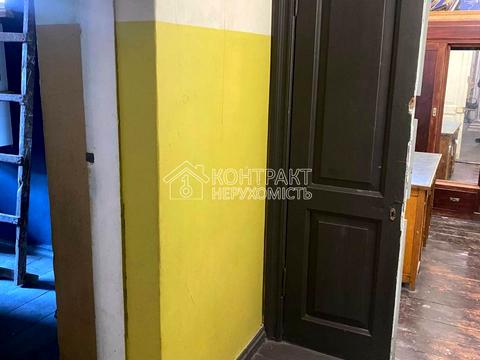 квартира за адресою Куликівський узвіз (Революції), 14