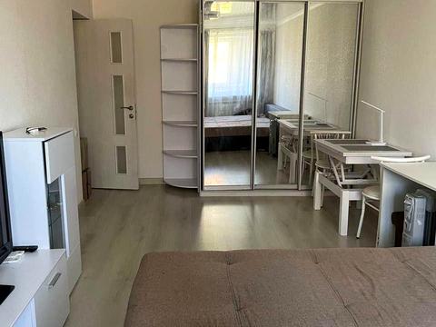 квартира за адресою Євгена Танцюри вул., 36