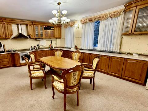 будинок за адресою смт. Козин, Старокиївська вул.