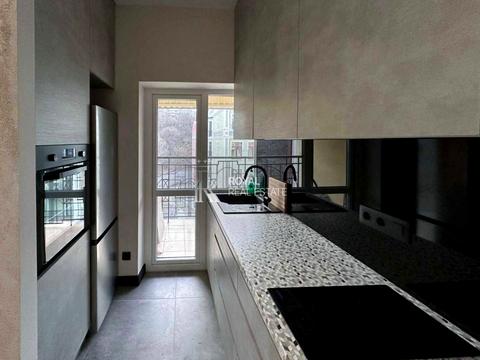 квартира за адресою Дегтярна вул., 31