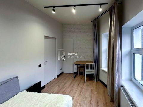 квартира за адресою Дегтярна вул., 31