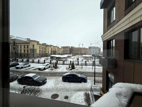 квартира по адресу Молодіжна ул., 4