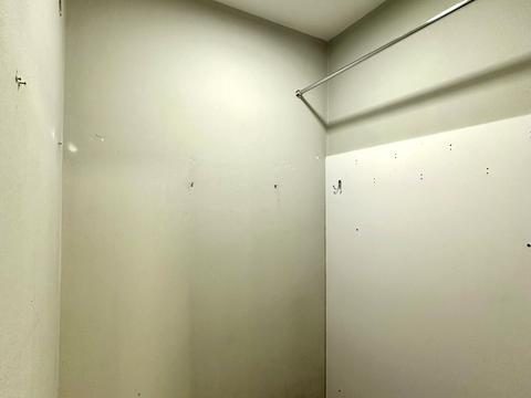 коммерческая по адресу Героев Майдана ул. (Червоноармейская), 160