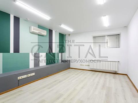 комерційна за адресою Київ, Оболонська набережна вул., 19