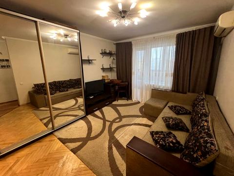 квартира за адресою Симиренка вул., 12-А