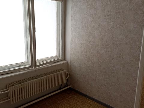 комерційна за адресою Батумська вул., 11