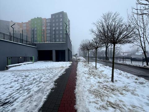 комерційна за адресою Приозерна вул., 30