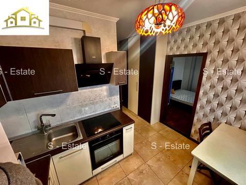 квартира за адресою Ахсарова вул., 1