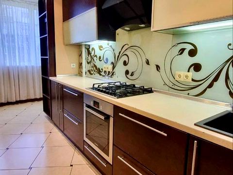 квартира за адресою Мальовнича вул. (Скворцова), 4а