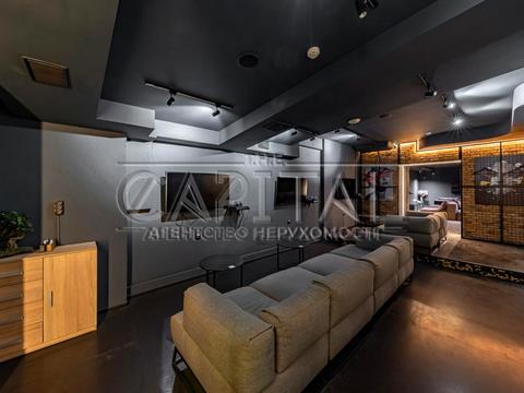 комерційна за адресою Тараса Шевченка бульв., 2