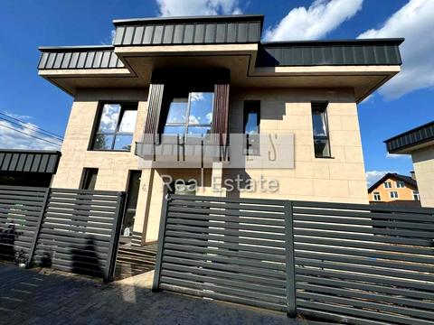 будинок за адресою Центральна вул., 5