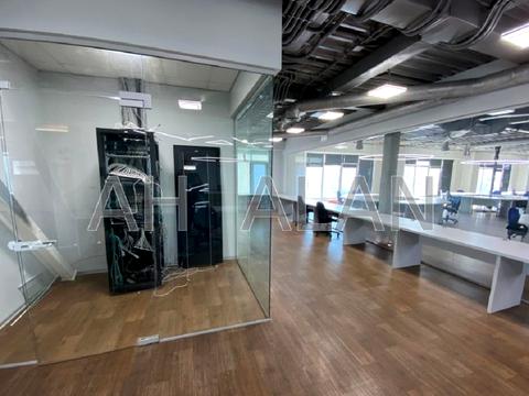 комерційна за адресою Київ, Дегтярівська вул., 27