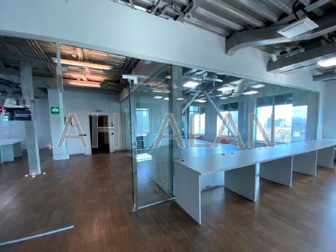 комерційна за адресою Київ, Дегтярівська вул., 27