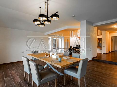 дом по адресу Київська ул.