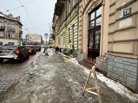 комерційна за адресою Івана Франка вул., 78