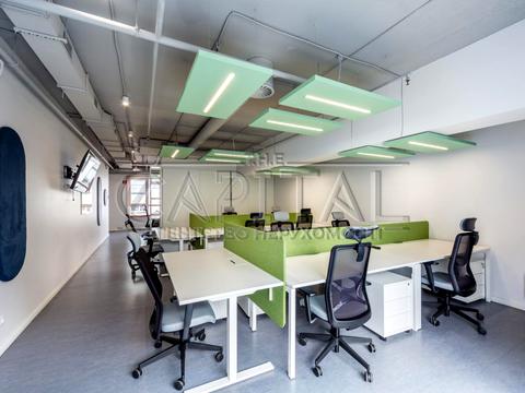 комерційна за адресою Паньківська вул., 14