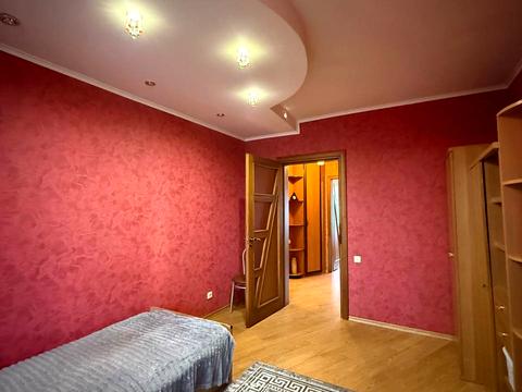 квартира за адресою Володимира Івасюка вул. (Головка), 18