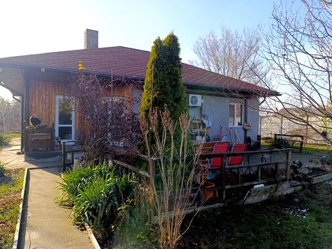 будинок за адресою Новомосковська