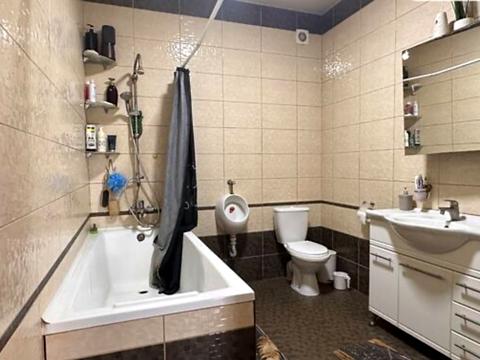 будинок за адресою Новомосковська