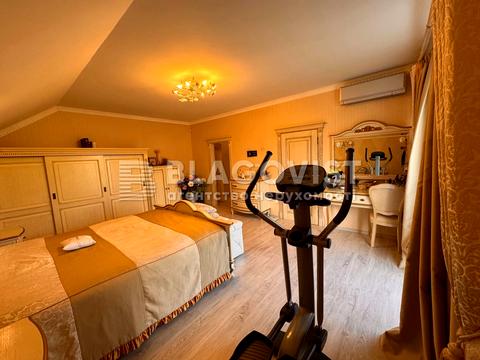 дом по адресу с. Бобрица, Столична