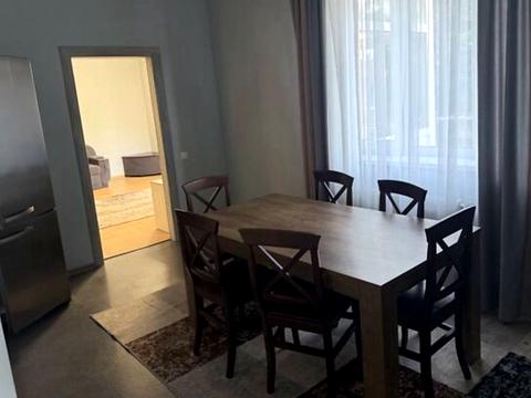 будинок за адресою Отрадна