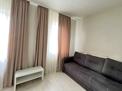 будинок за адресою Отрадна