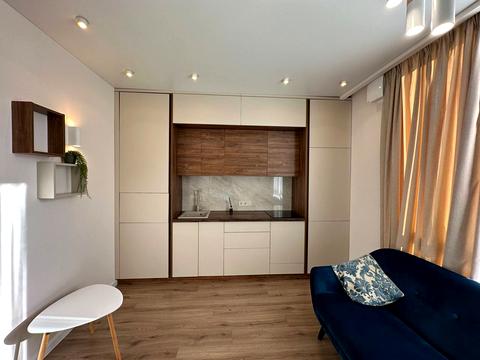 квартира по адресу Салютная ул., (Будинок 02301-02303)