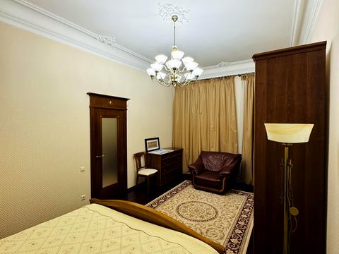 квартира за адресою Гетьмана Петра Дорошенка вул. (Жовтнева), 19