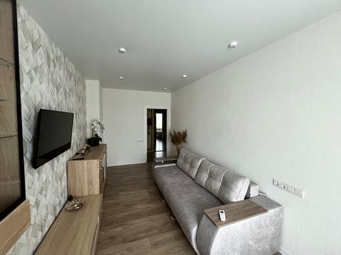 квартира за адресою Академіка Заболотного вул., 1-Б