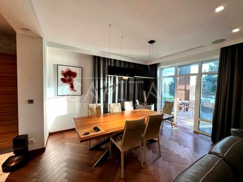 будинок за адресою Набережна